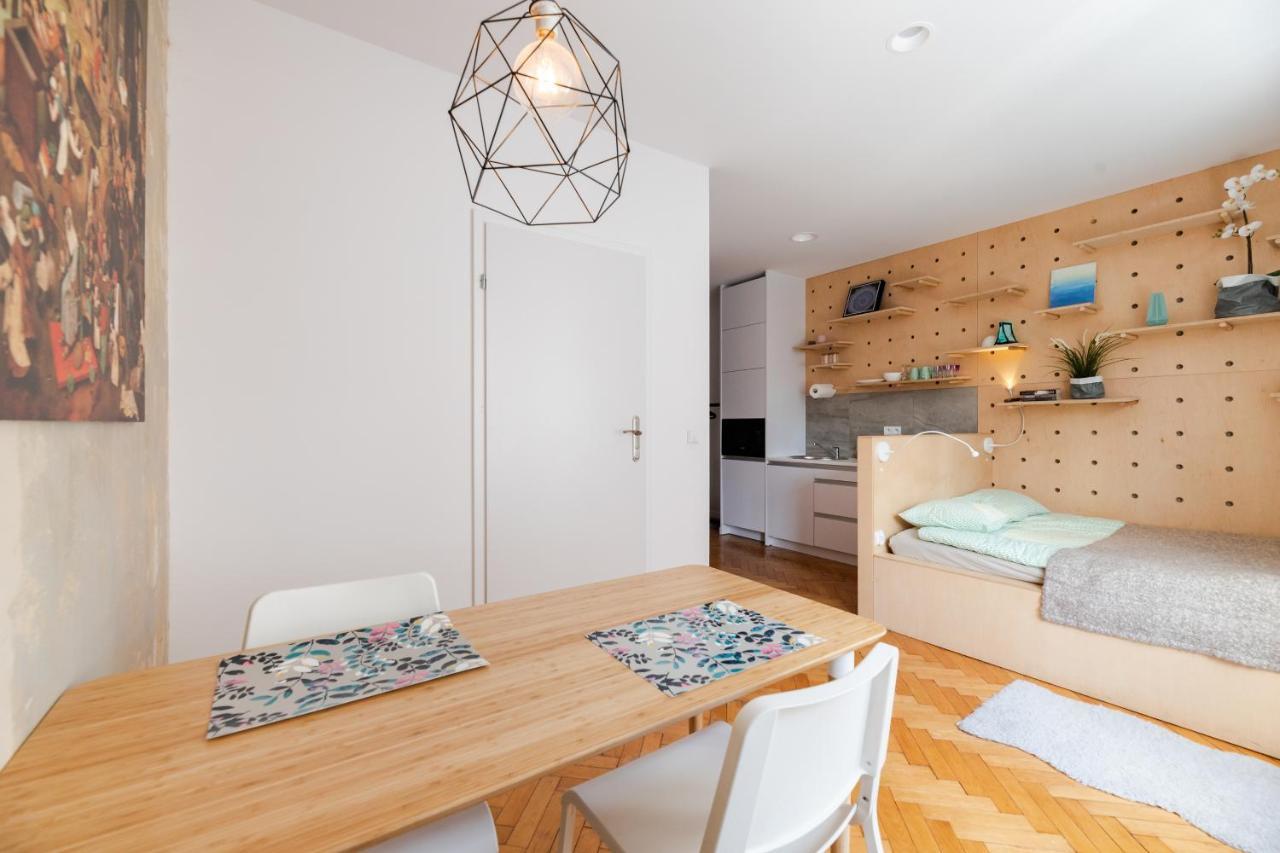 Apartament W Sercu Miasta Łódź Exteriör bild